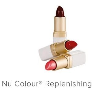 Nuskin Replenishing Lipstick -cha cha red